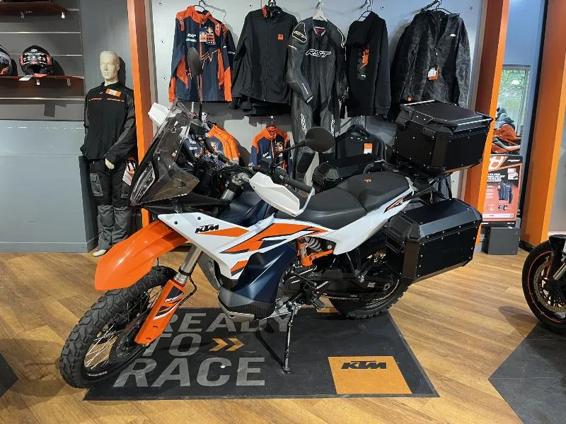 890 ADVENTURE R