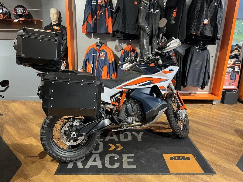 890 ADVENTURE R