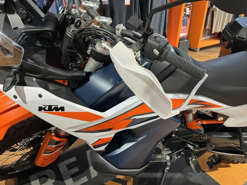 890 ADVENTURE R