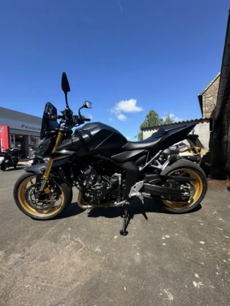 CB 1000 Hornet