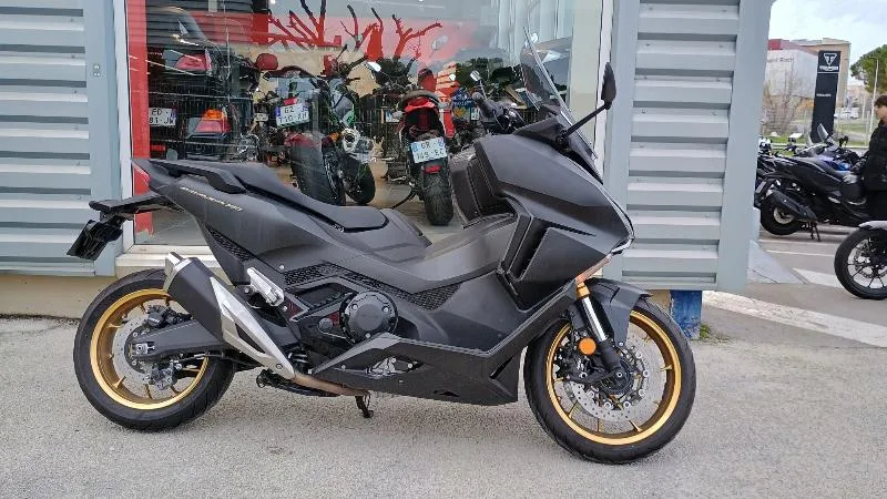 NSS FORZA 750 2023