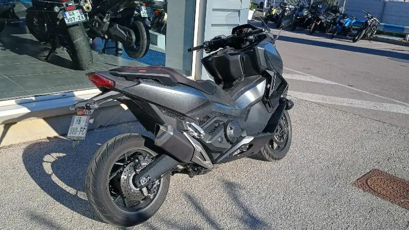 NSS FORZA 750