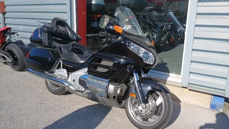 GL1800 GOLDWING