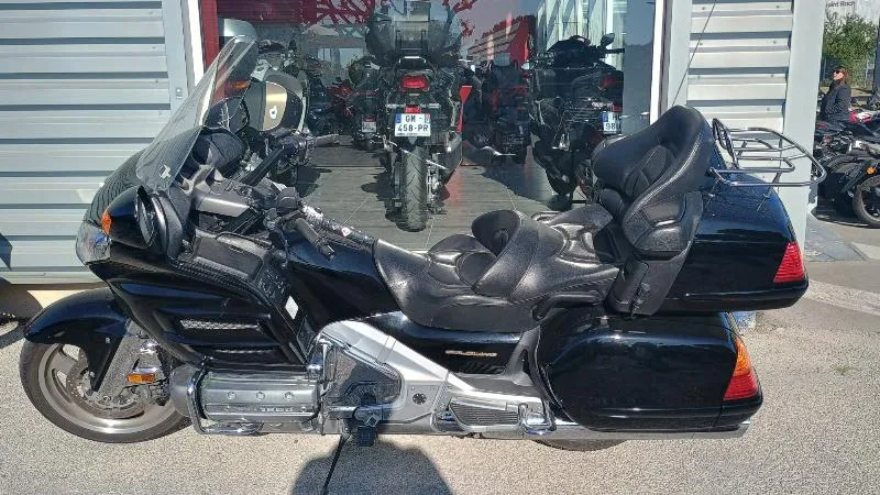 GL1800 GOLDWING