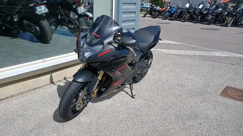 CBR 600 F