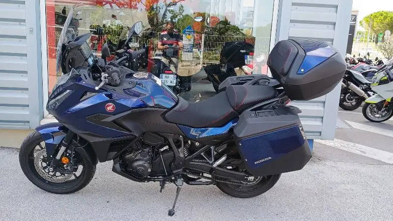 NT 1100