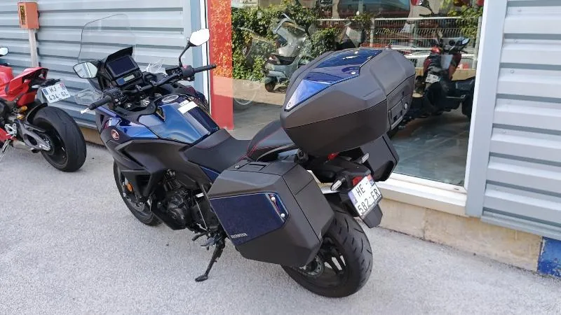 NT 1100