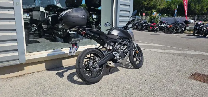 CB 125