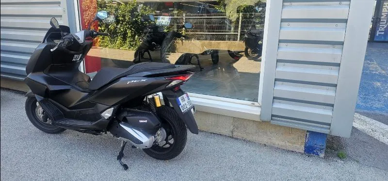 PCX 125