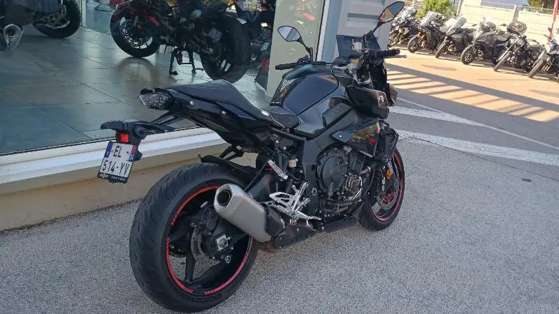 MT10
