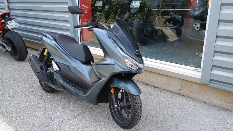 PCX 125