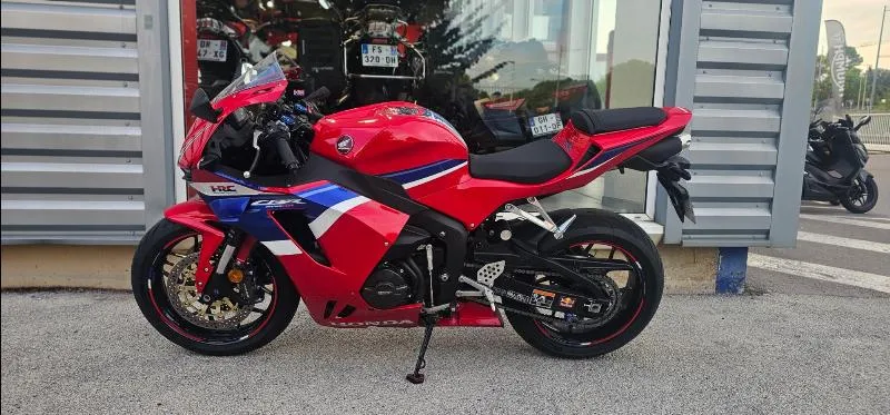 CBR 600 RR