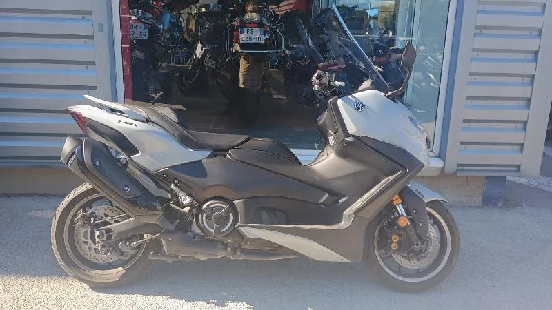 XP TMAX 560 TECH MAX