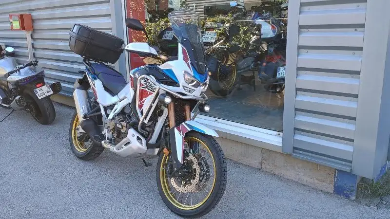 CRF 1100 L AFRICA TWIN  ADVENTURE SPORTS DCT