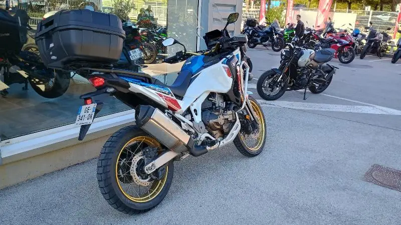 CRF 1100 L AFRICA TWIN  ADVENTURE SPORTS DCT