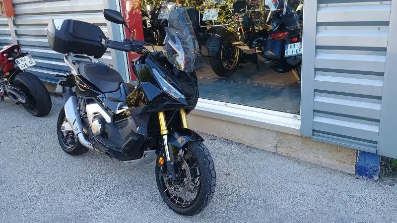 XADV 750 DCT
