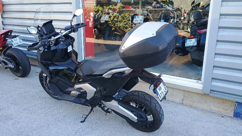 XADV 750 DCT