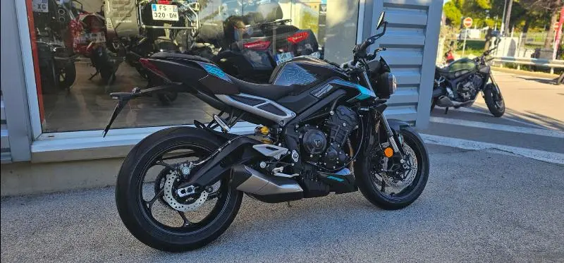 STREET TRIPLE 765 RS