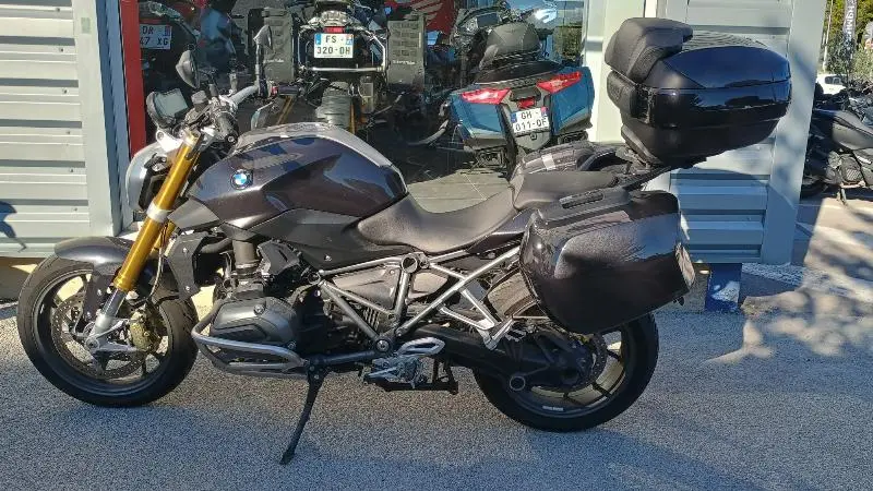 R 1200 R