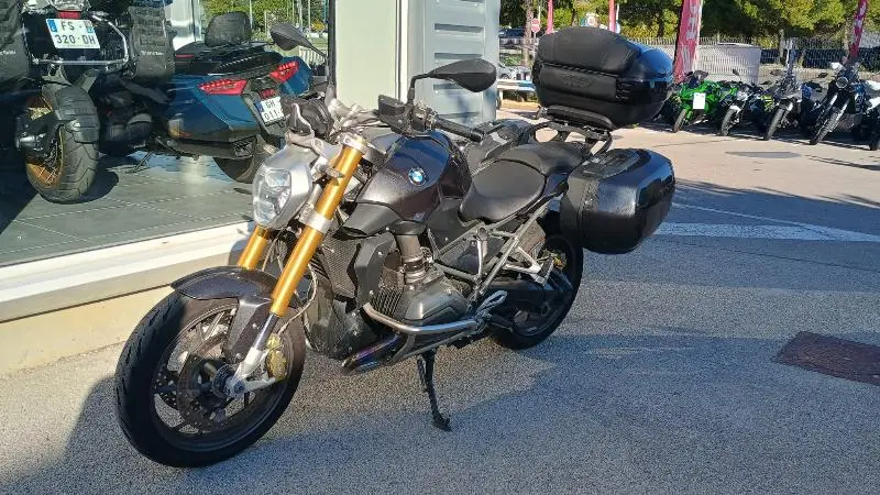 R 1200 R