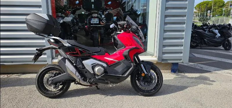 XADV 750 DCT