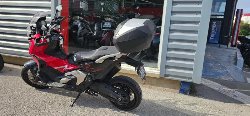 XADV 750 DCT
