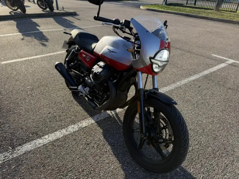 V7 Special 850