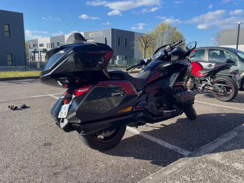 GL1800 GOLDWING
