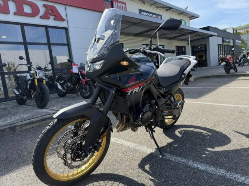 TRANSALP 750