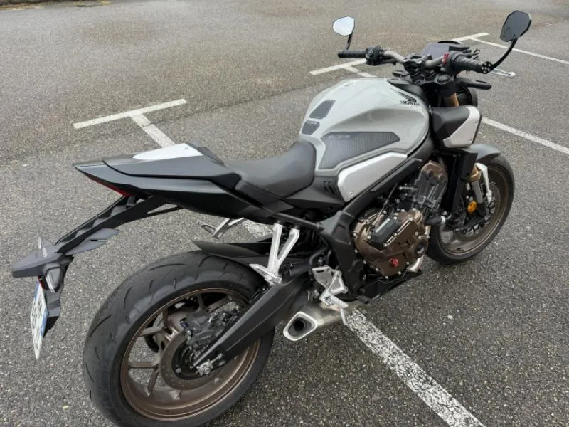 CB650R Neo Sports Café