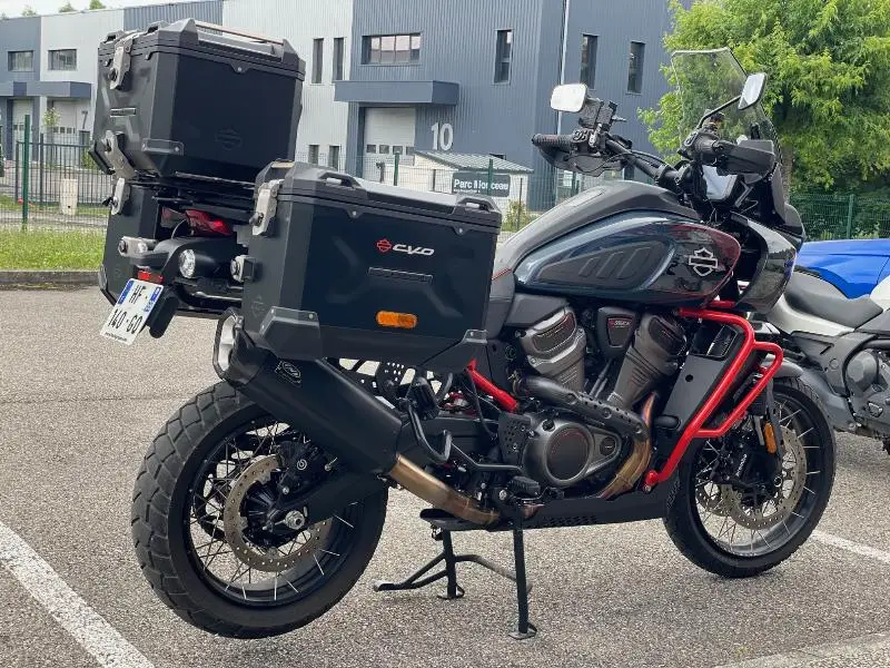 ADVENTURE PAN AMERICA 1250 CVO