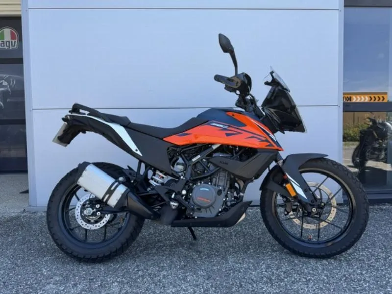 390 ADVENTURE