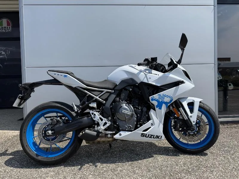 GSX8R