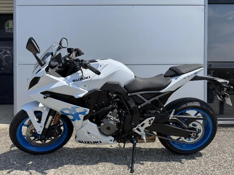 GSX8R
