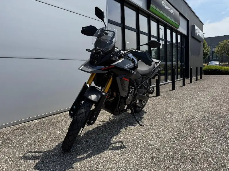 DL VSTROM 800DE