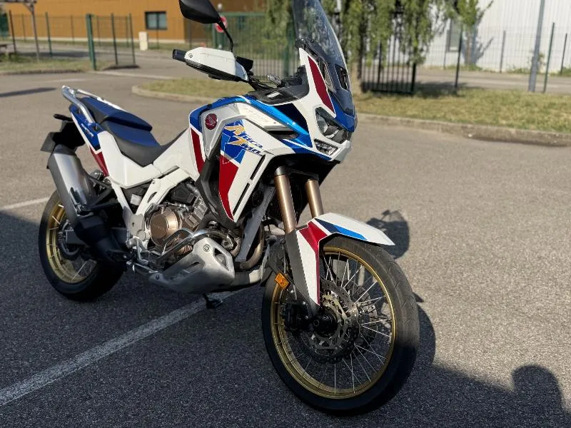 CRF 1100 L AFRICA TWIN ADVENTURE SPORTS