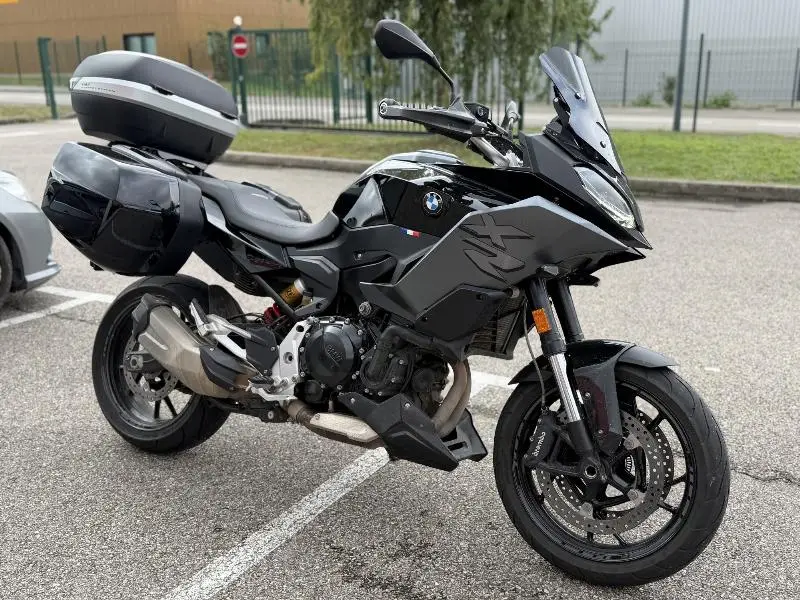 F 900 XR