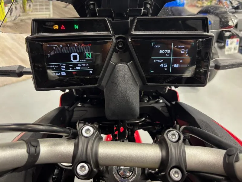 MT09 TRACER