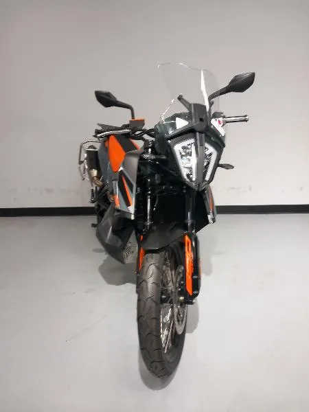 890 ADVENTURE