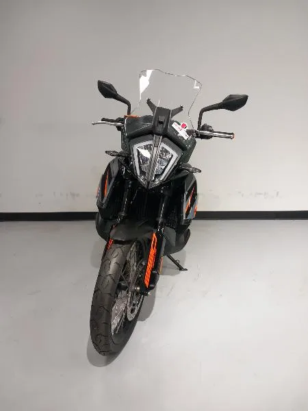890 ADVENTURE