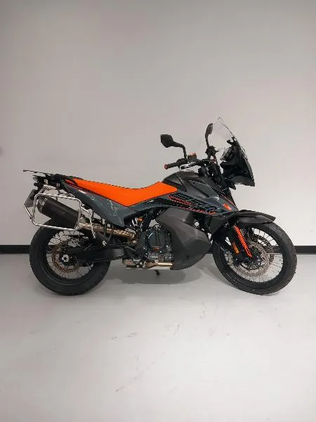 890 ADVENTURE