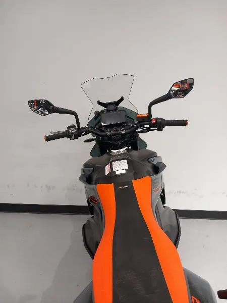 890 ADVENTURE