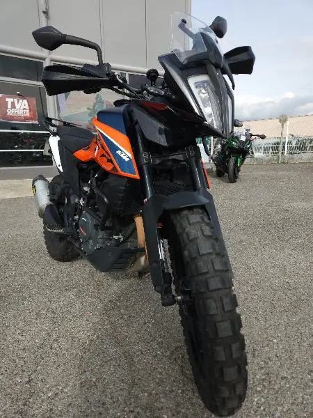 390 ADVENTURE