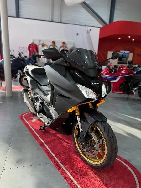 NSS FORZA 750 2024