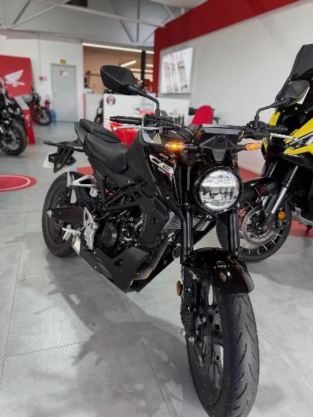 CB 125