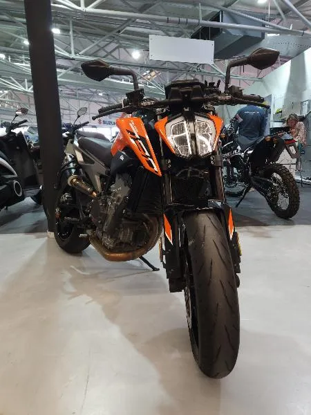 790 DUKE L