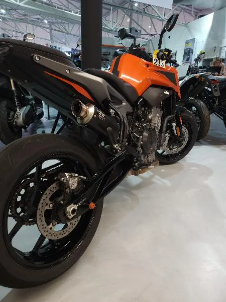 790 DUKE L