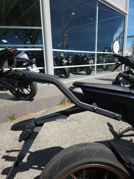 CB 125