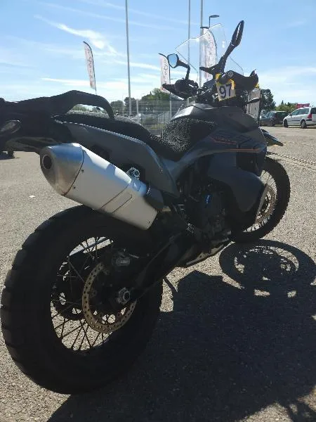 890 ADVENTURE