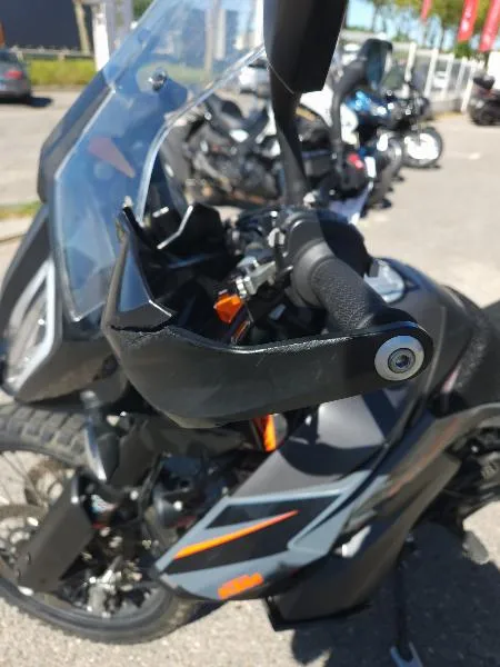 890 ADVENTURE